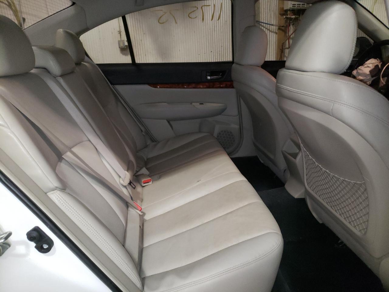 صورة رقم 6 من المزاد - 2010 SUBARU LEGACY 2.5 مع VIN 4S3BMFK69A1217706