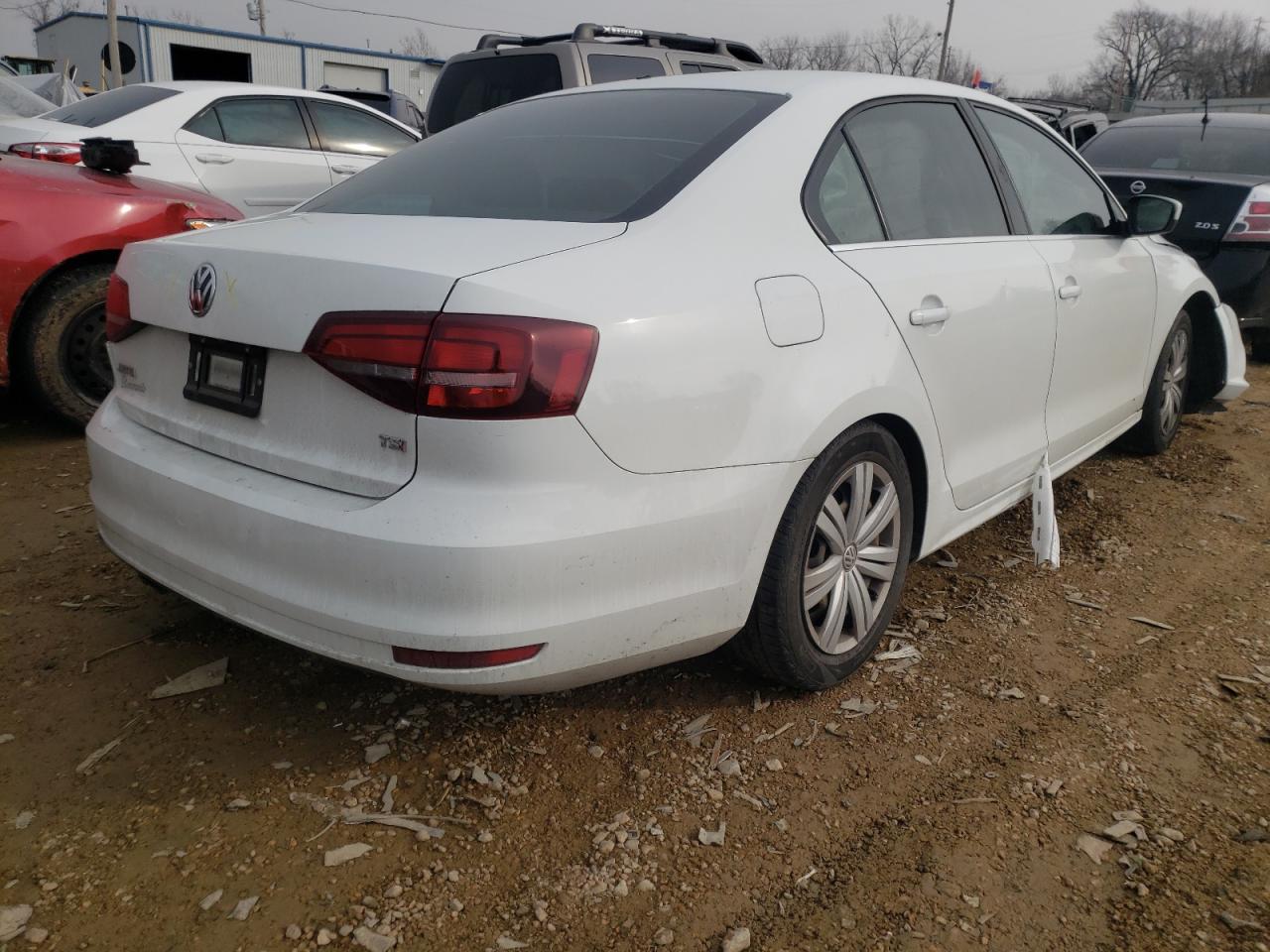Photo 4 from auction – 2017 VOLKSWAGEN JETTA S with VIN 3VW2B7AJ0HM353296
