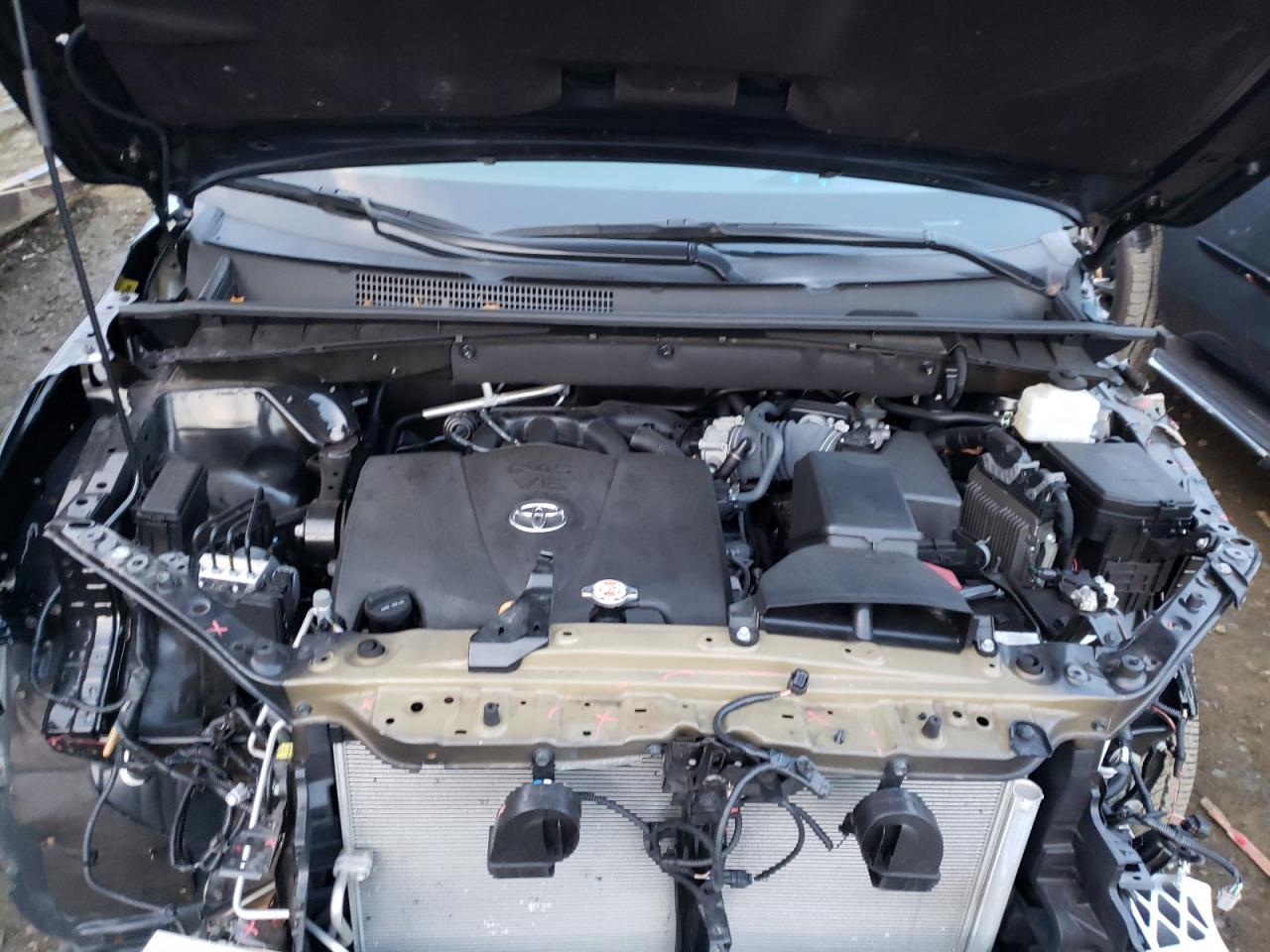 Photo 7 from auction – 2019 TOYOTA HIGHLANDER with VIN 5TDJZRFHXKS619989