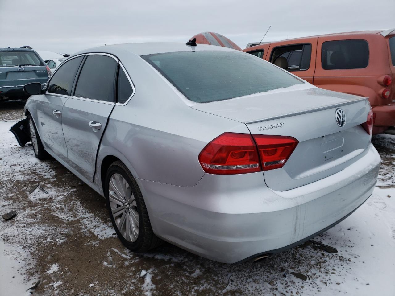 Photo 3 from auction – 2013 VOLKSWAGEN PASSAT SE with VIN 1VWBP7A3XDC098929