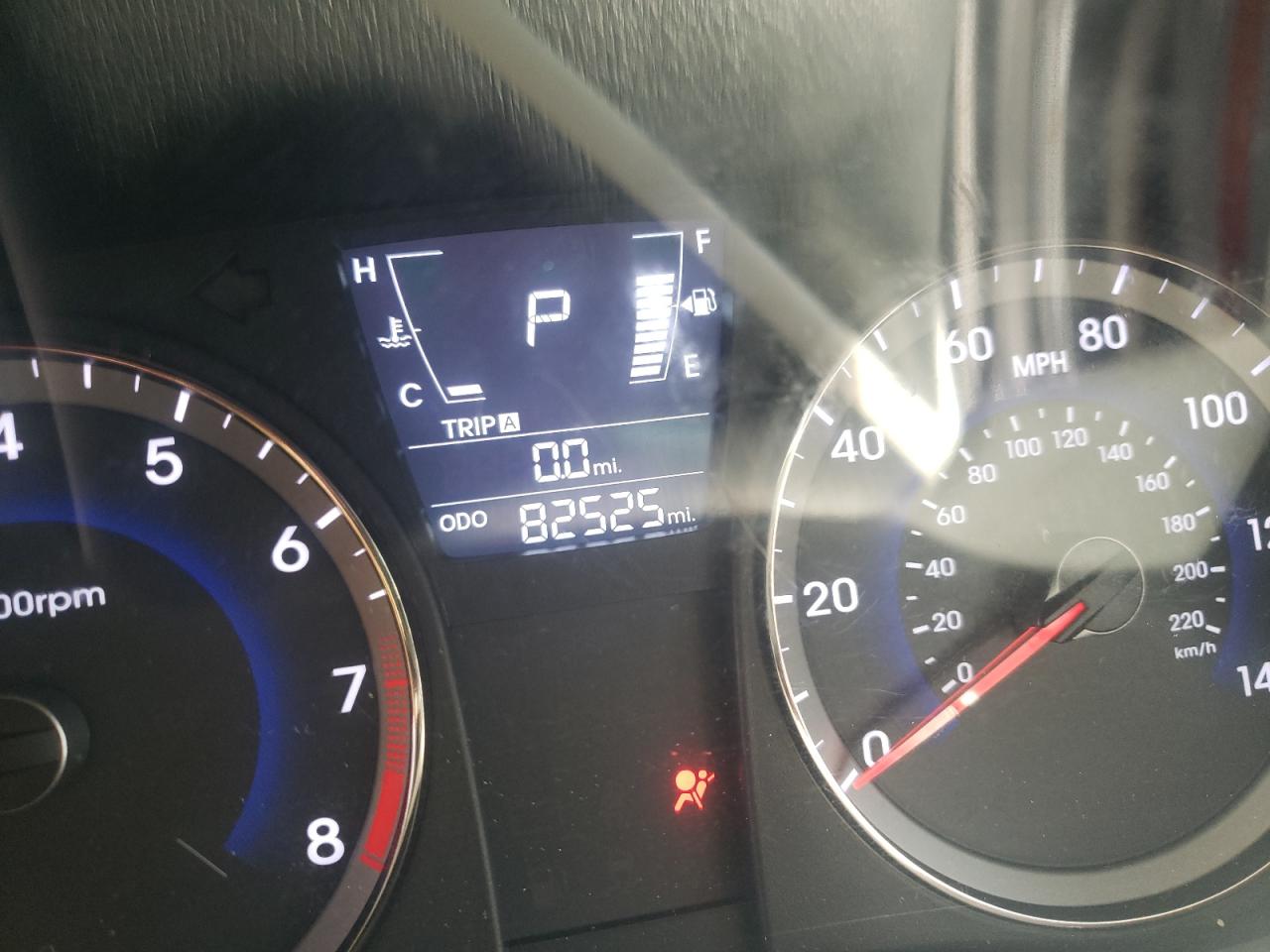 Photo 8 from auction – 2014 HYUNDAI ACCENT GLS with VIN KMHCU4AEXEU752707