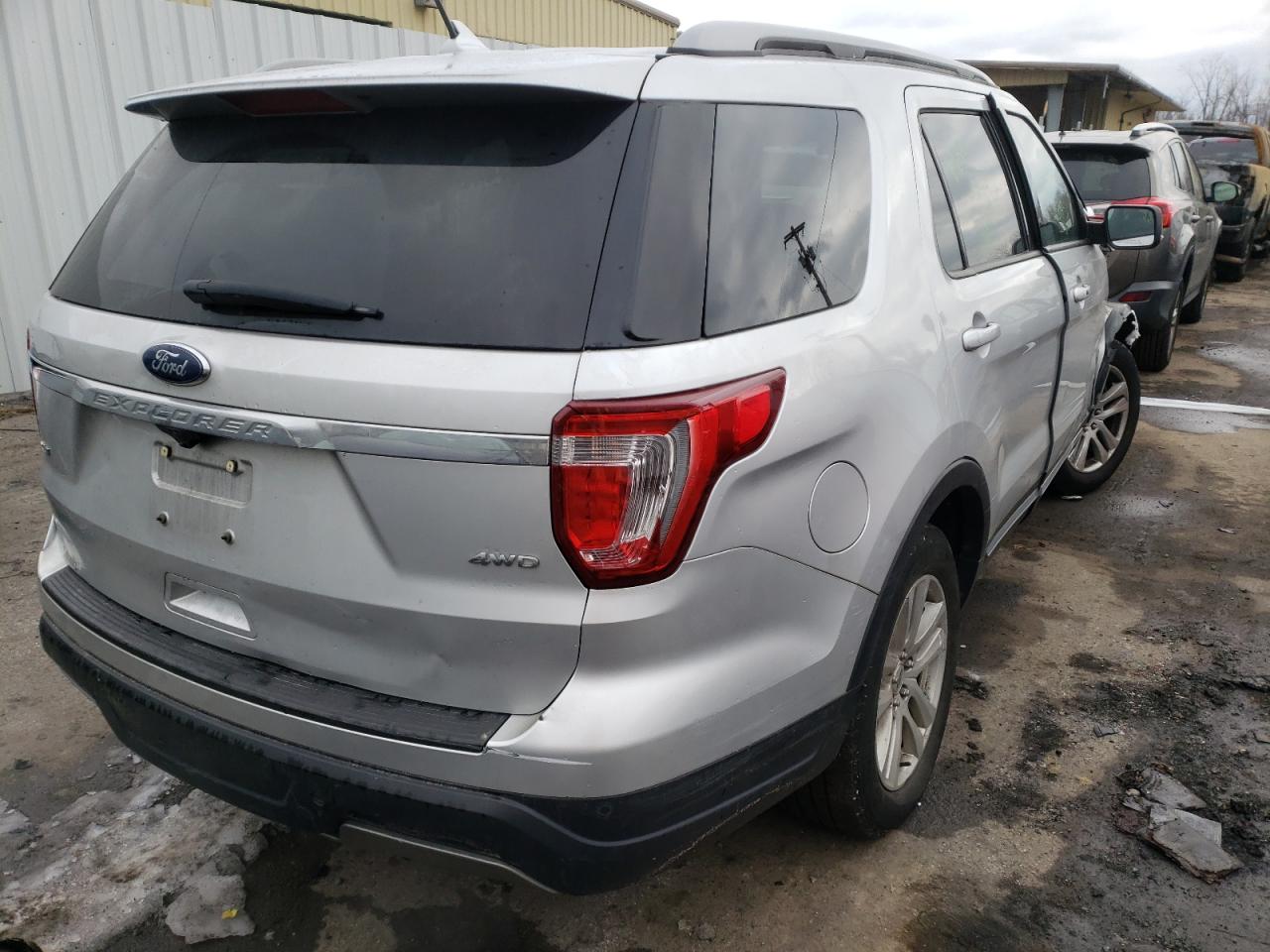 Zdjęcie 4 z aukcji – 2019 FORD EXPLORER X z VIN 1FM5K8D81KGA57442