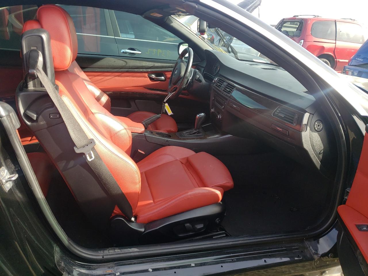 Photo 5 from auction – 2011 BMW 335 I with VIN WBADX7C5XBE580454