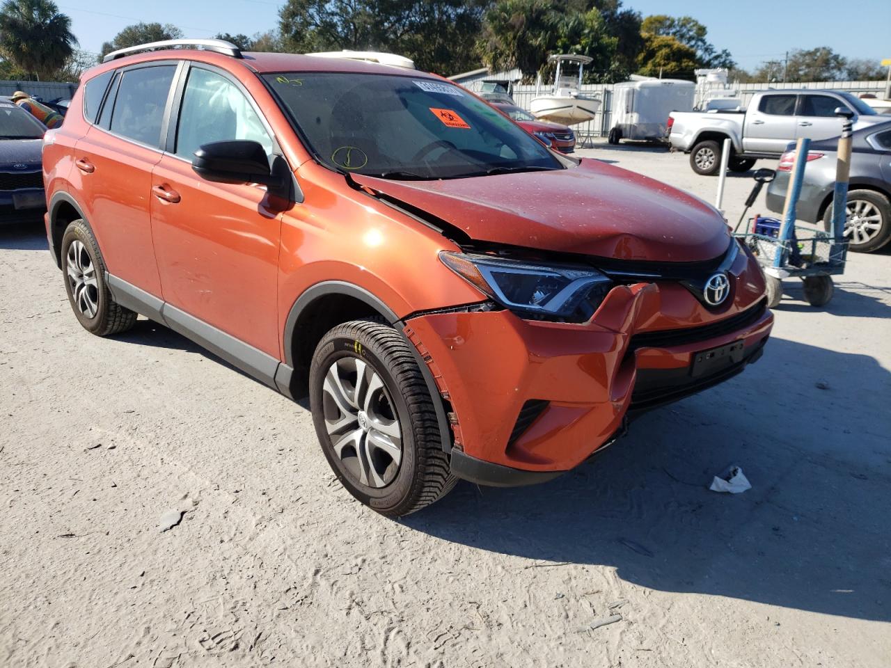 TOYOTA RAV4 LE 2016 with VIN 2T3BFREV1GW417388 - Photo from auction