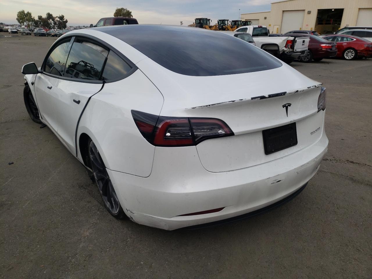 Photo 3 from auction – 2020 TESLA MODEL 3 with VIN 5YJ3E1EC7LF715032