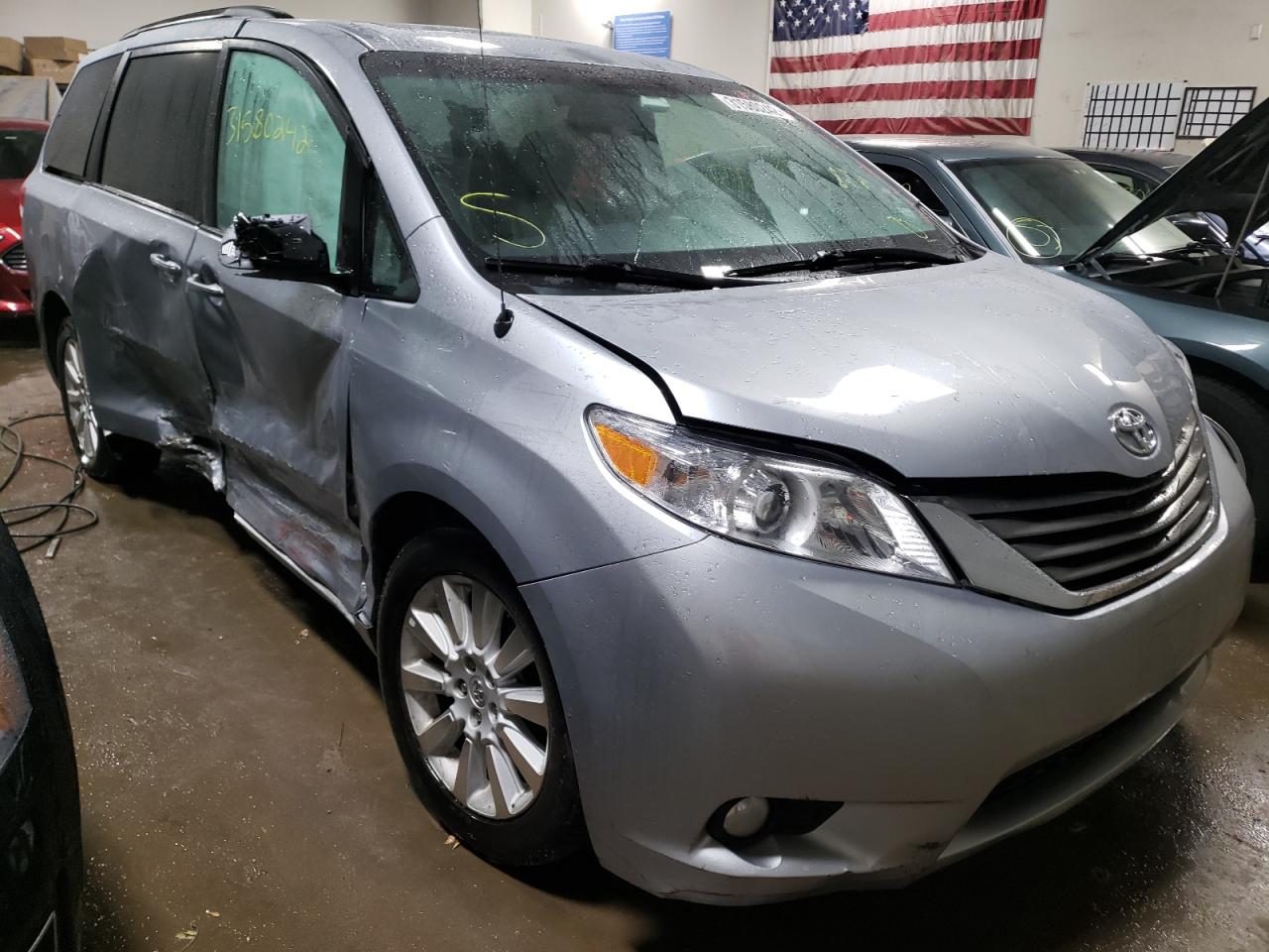 Photo 1 from auction – 2014 TOYOTA SIENNA XLE with VIN 5TDDK3DC1ES088546