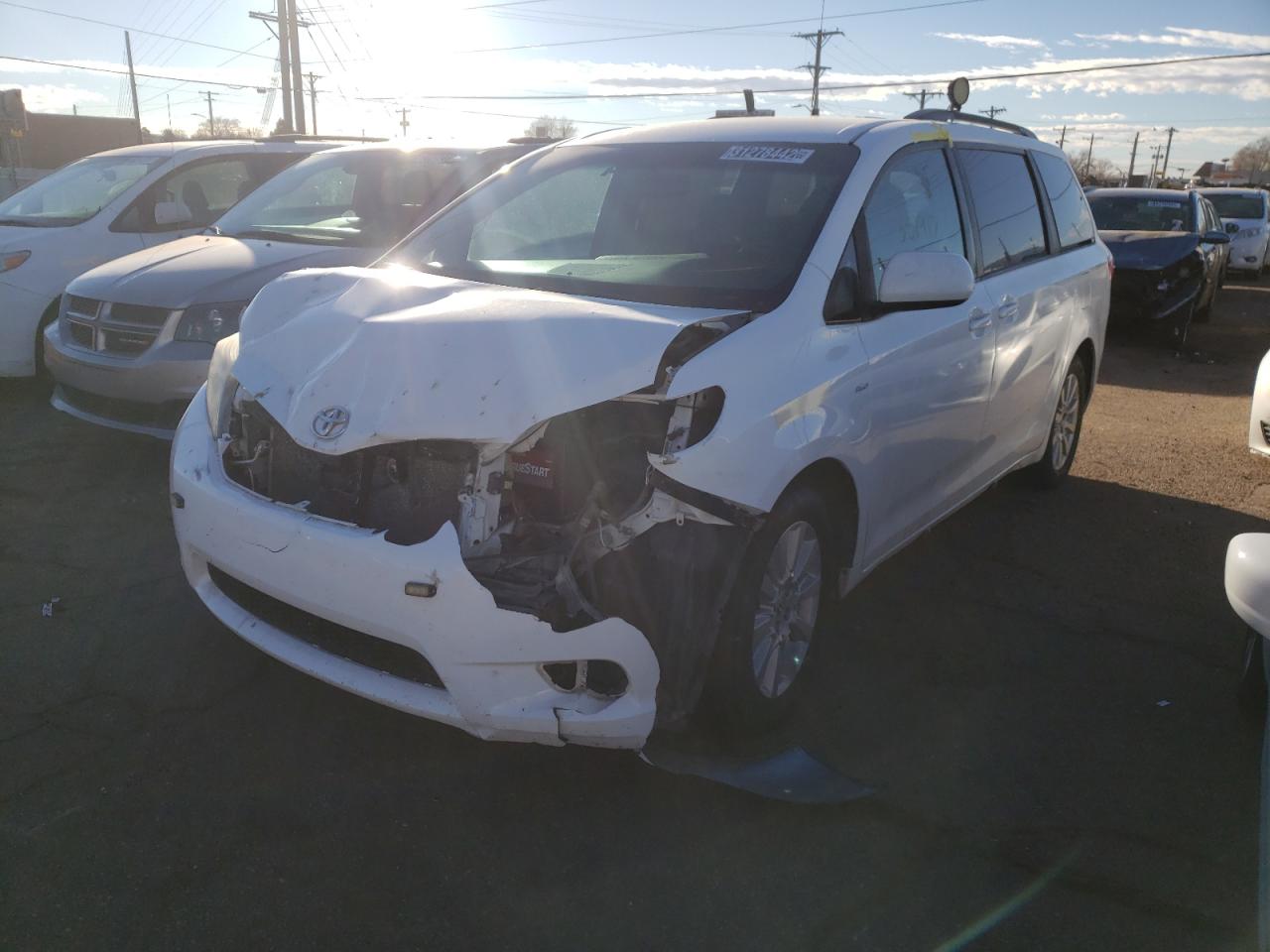 Photo 2 from auction – 2017 TOYOTA SIENNA LE with VIN 5TDJZ3DC8HS163083