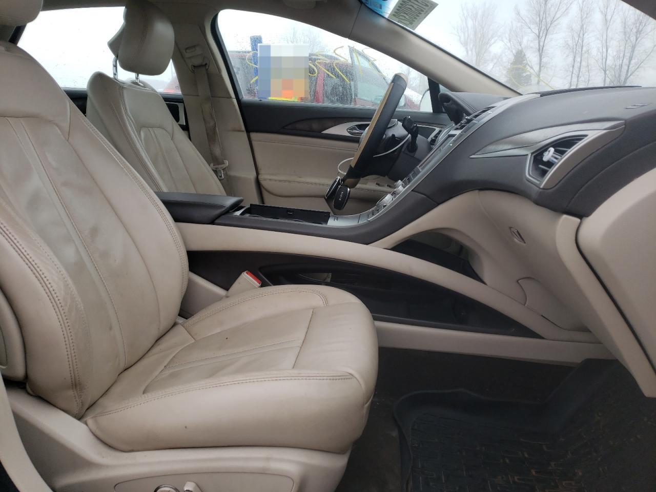 Photo 5 from auction – 2017 LINCOLN MKZ SELECT with VIN 3LN6L5D92HR619617