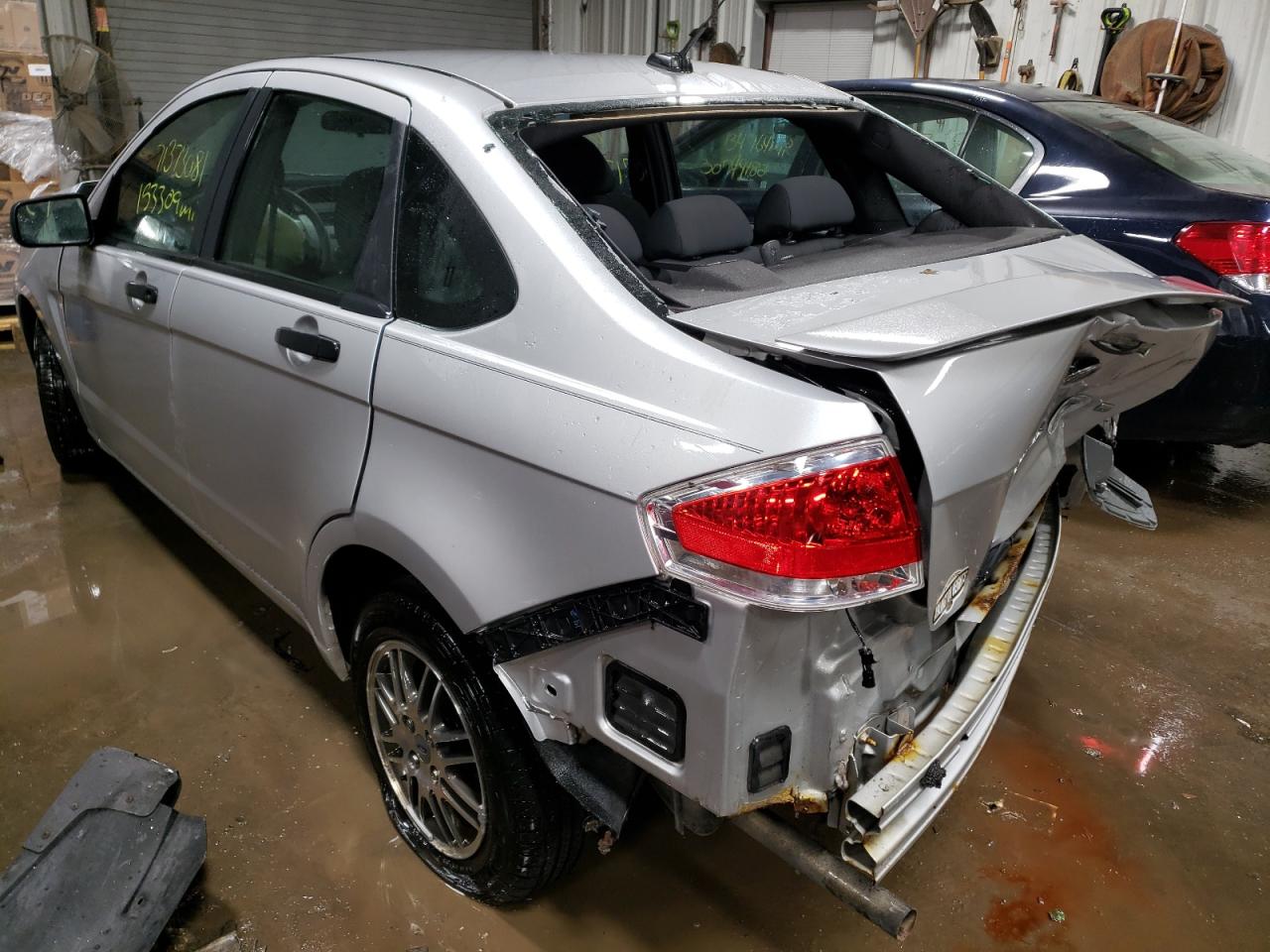 Photo 3 from auction – 2010 FORD FOCUS SE with VIN 1FAHP3FN8AW211597