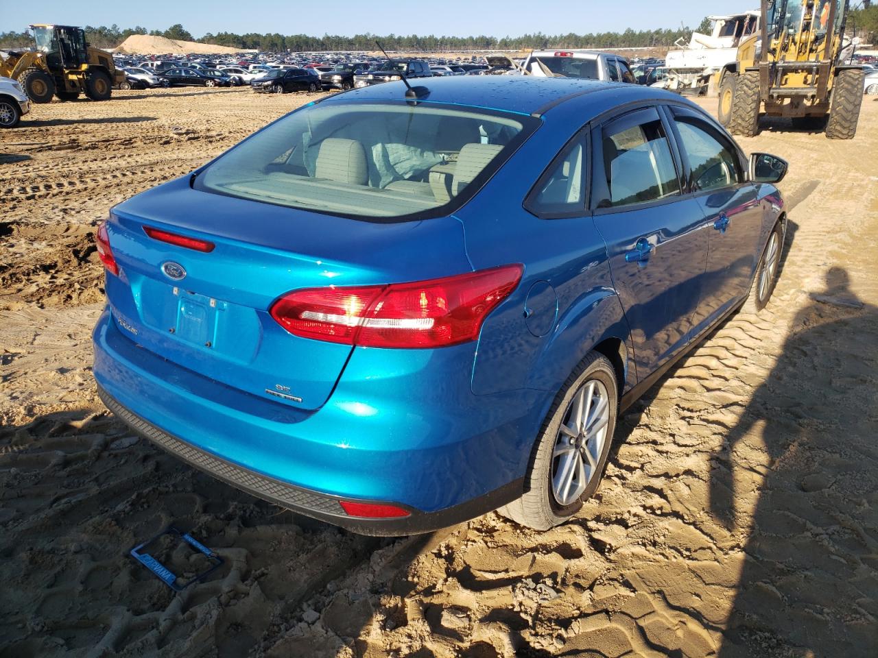 Photo 4 from auction – 2015 FORD FOCUS SE with VIN 1FADP3F2XFL367427