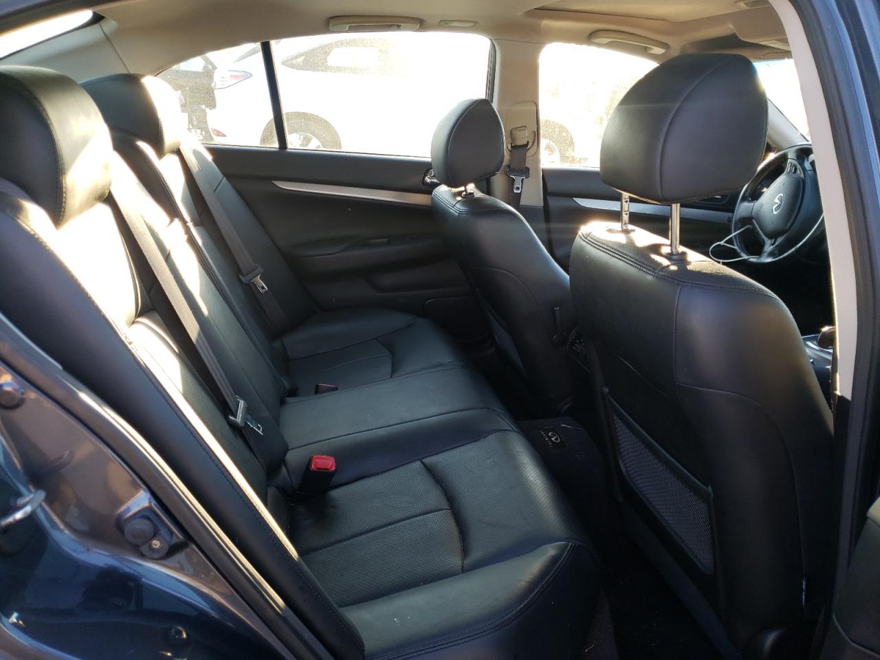 Photo 6 from auction – 2013 INFINITI G37 with VIN JN1CV6AR2DM760642