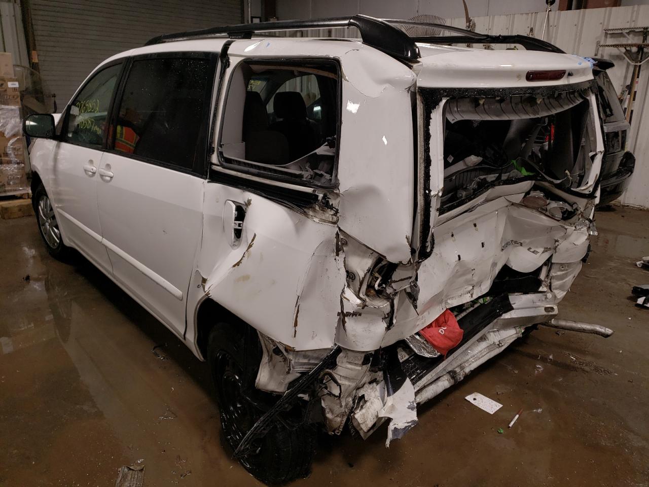 Photo 3 from auction – 2007 TOYOTA SIENNA CE with VIN 5TDZK23C57S074606