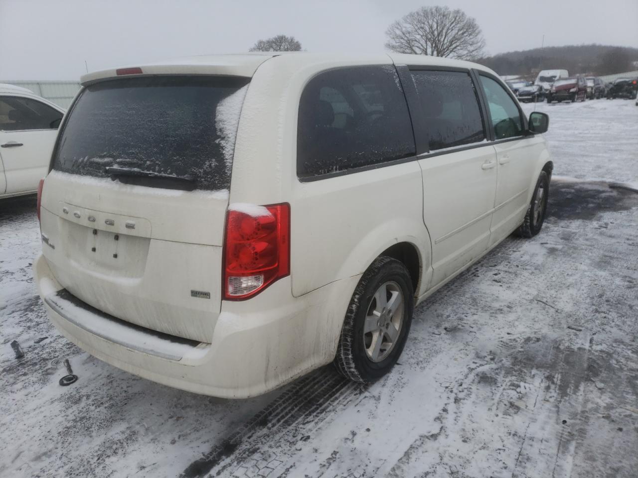 Photo 4 from auction – 2011 DODGE GRAND CARA with VIN 2D4RN3DGXBR777251
