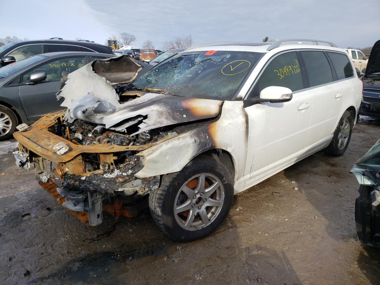 Photo 2 from auction – 2010 VOLVO V70 3.2 with VIN YV1960BW2A1164797