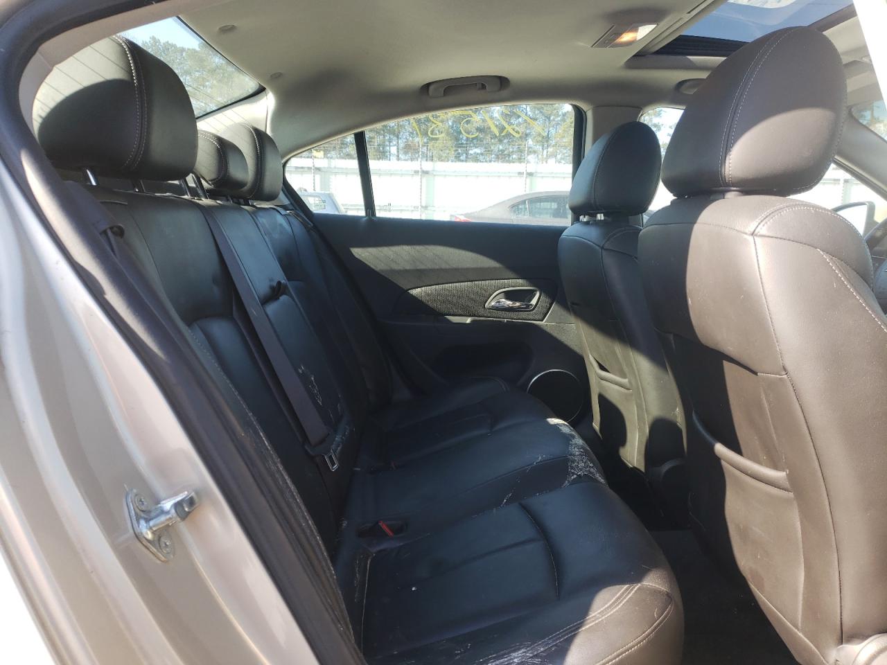 Photo 6 from auction – 2011 CHEVROLET CRUZE LT with VIN 1G1PG5S97B7133294