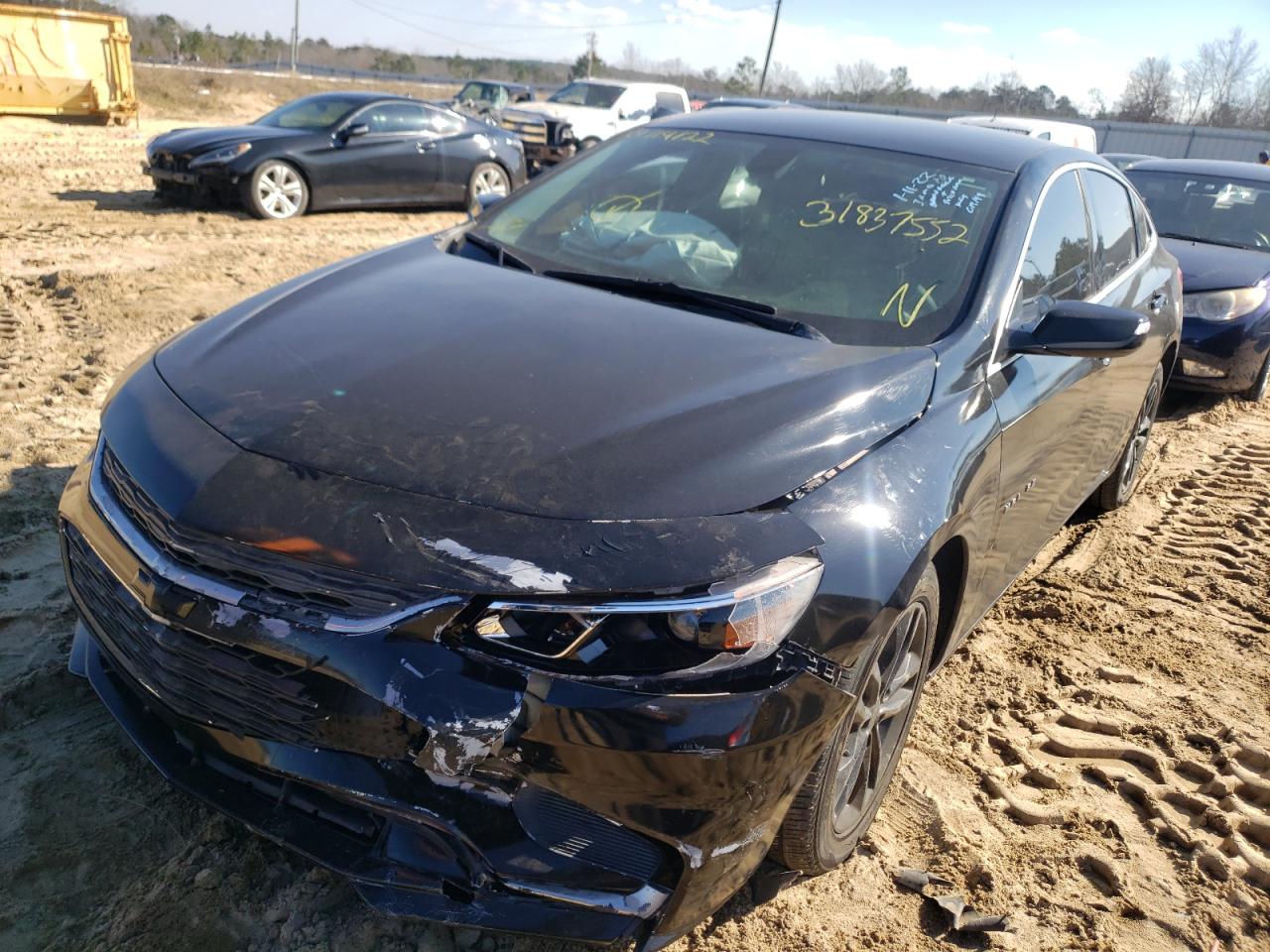 Photo 2 from auction – 2018 CHEVROLET MALIBU LT with VIN 1G1ZD5ST6JF139136
