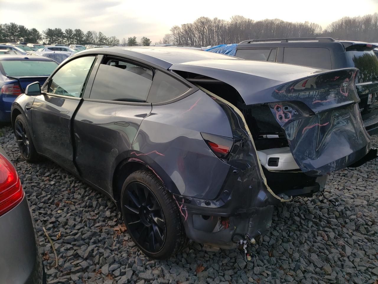 Photo 3 from auction – 2021 TESLA MODEL Y with VIN 5YJYGDEE0MF210504