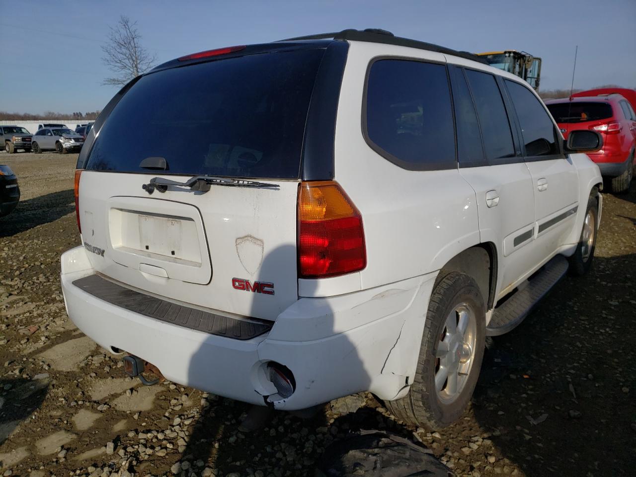 Photo 4 from auction – 2004 GMC ENVOY with VIN 1GKDT13S742326579