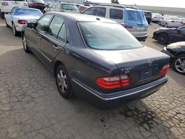Photo 3 from auction – 2002 MERCEDES-BENZ E 320 with VIN WDBJF65J62B491381