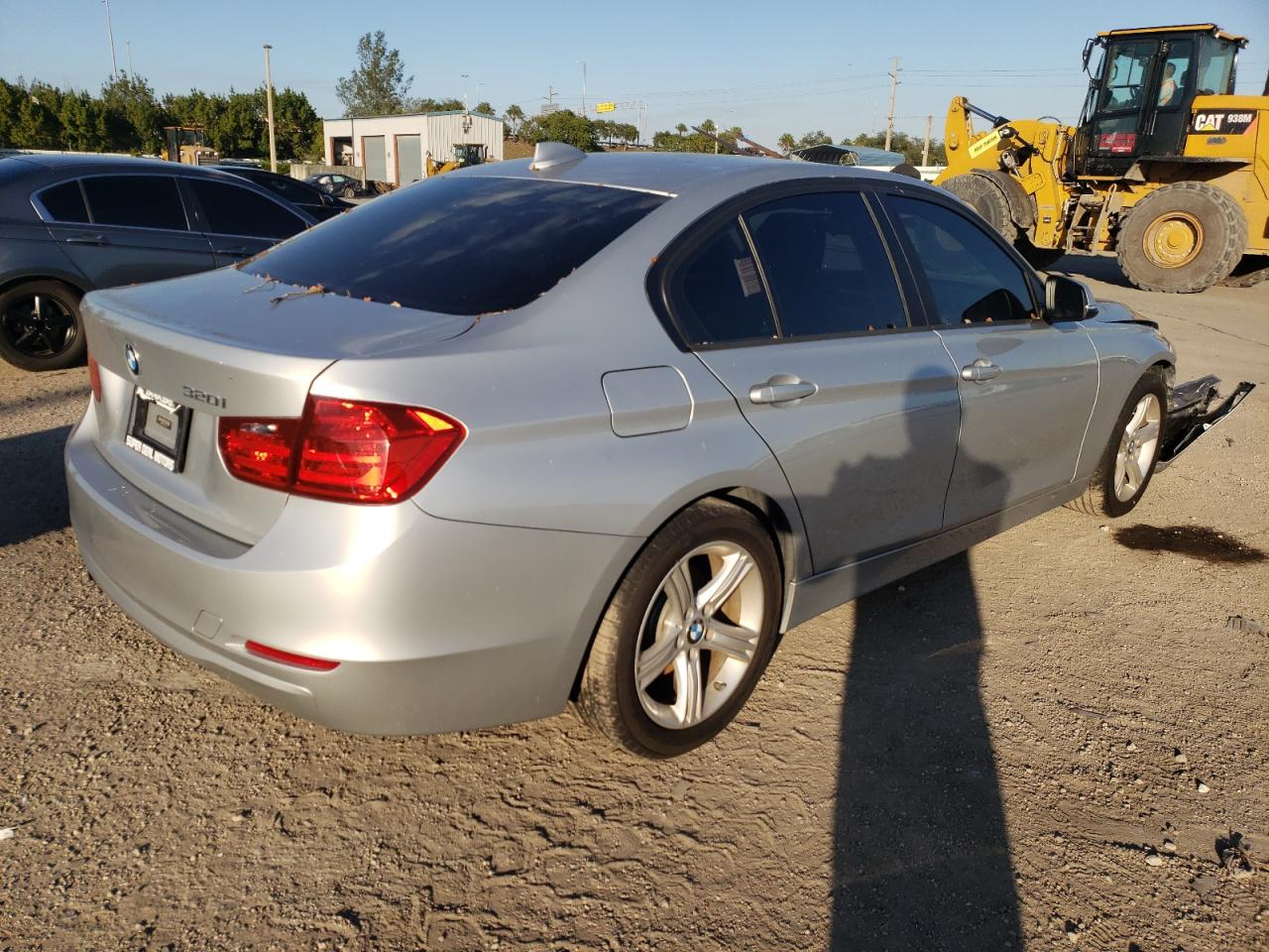 Photo 4 from auction – 2015 BMW 320 I with VIN WBA3B1C51FP831718