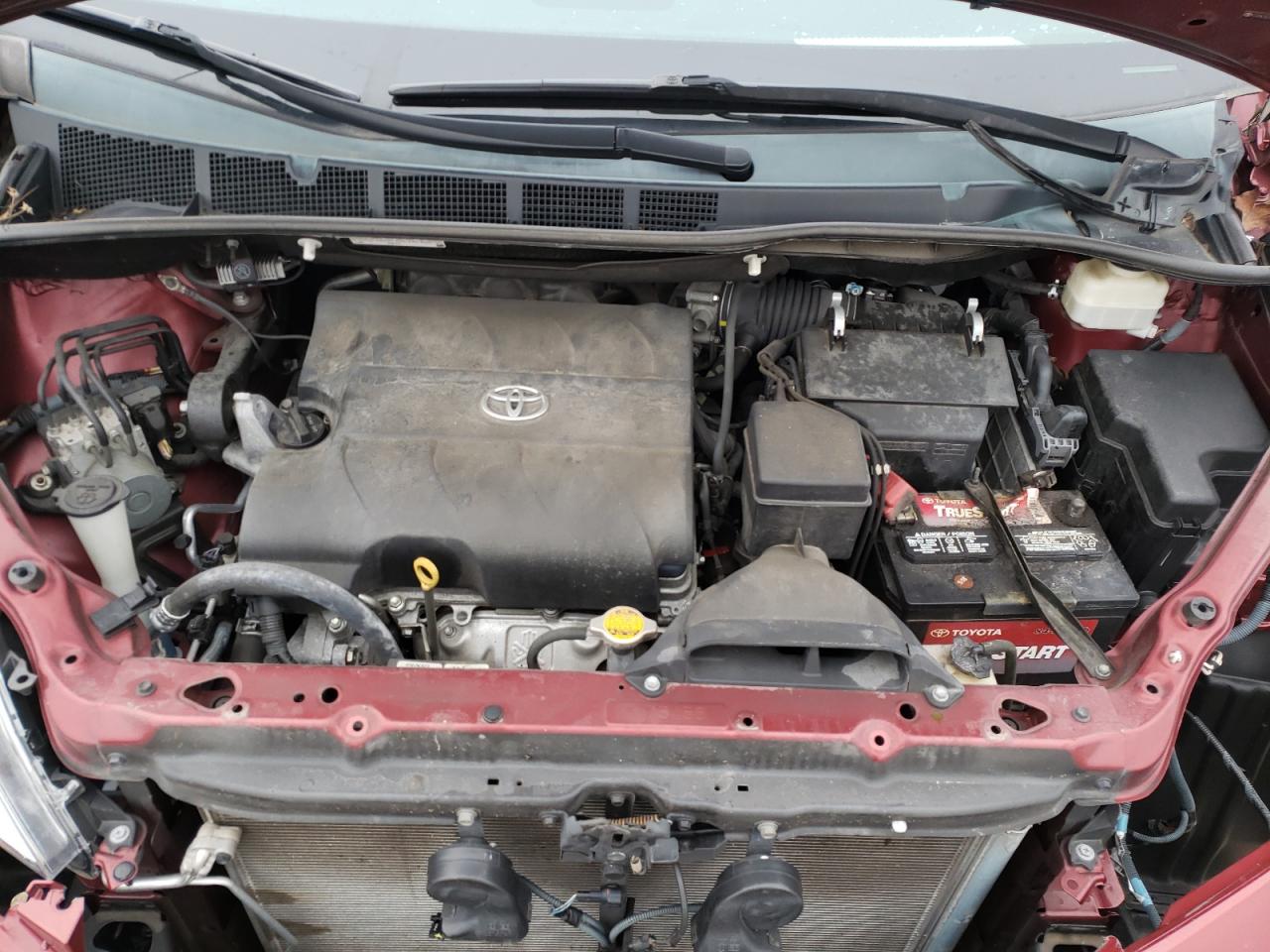 Photo 7 from auction – 2014 TOYOTA SIENNA XLE with VIN 5TDYK3DC8ES495247