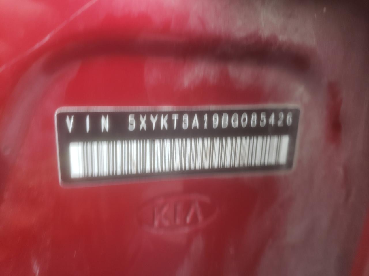 Photo 10 from auction – 2011 KIA SORENTO BA with VIN 5XYKT3A19BG085426