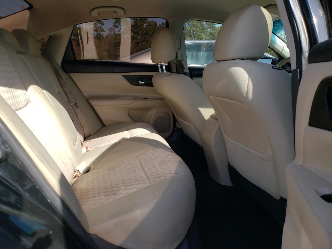 Photo 6 from auction – 2016 NISSAN ALTIMA 2.5 with VIN 1N4AL3AP0GN304733