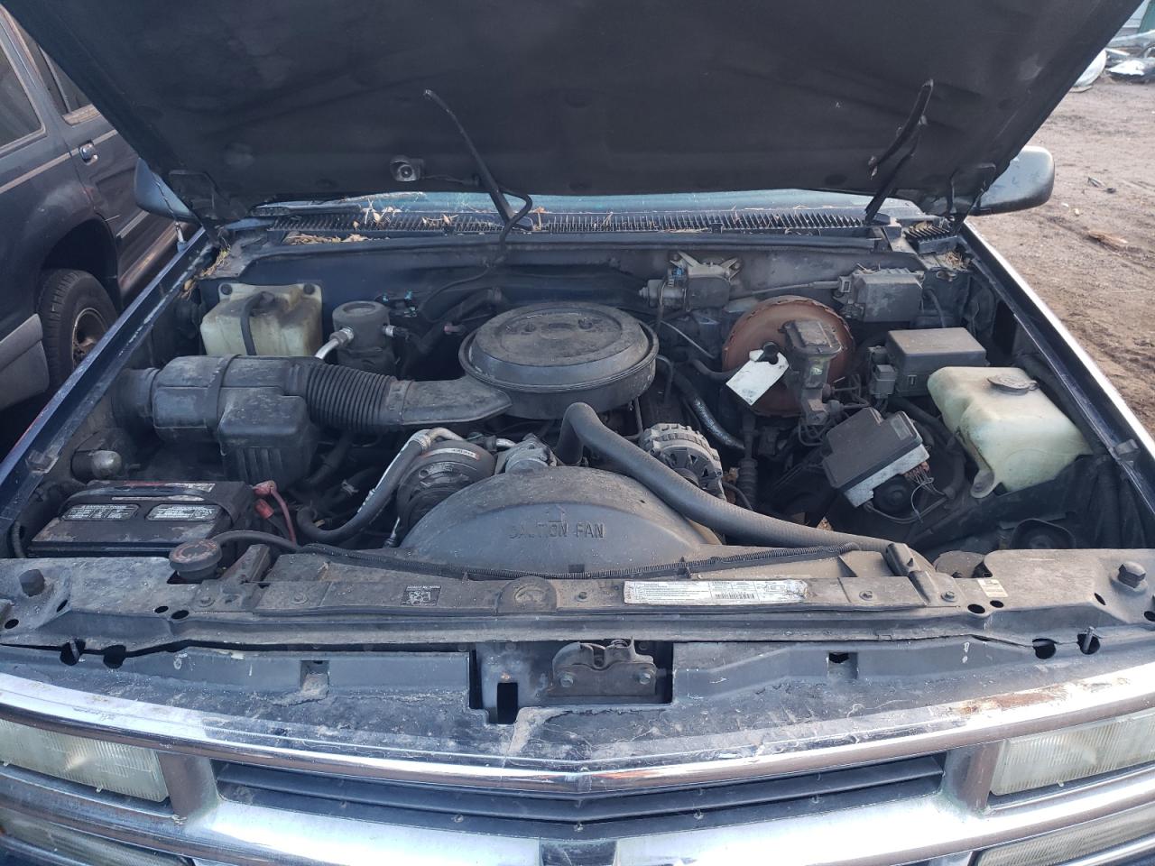 Photo 7 from auction – 1995 CHEVROLET SUBURBAN C with VIN 3GNEC16K6SG110164