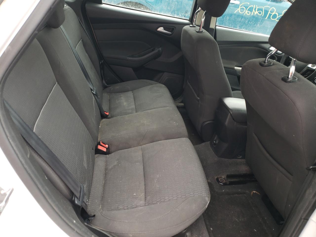 Photo 6 from auction – 2012 FORD FOCUS SEL with VIN 1FAHP3H29CL145827