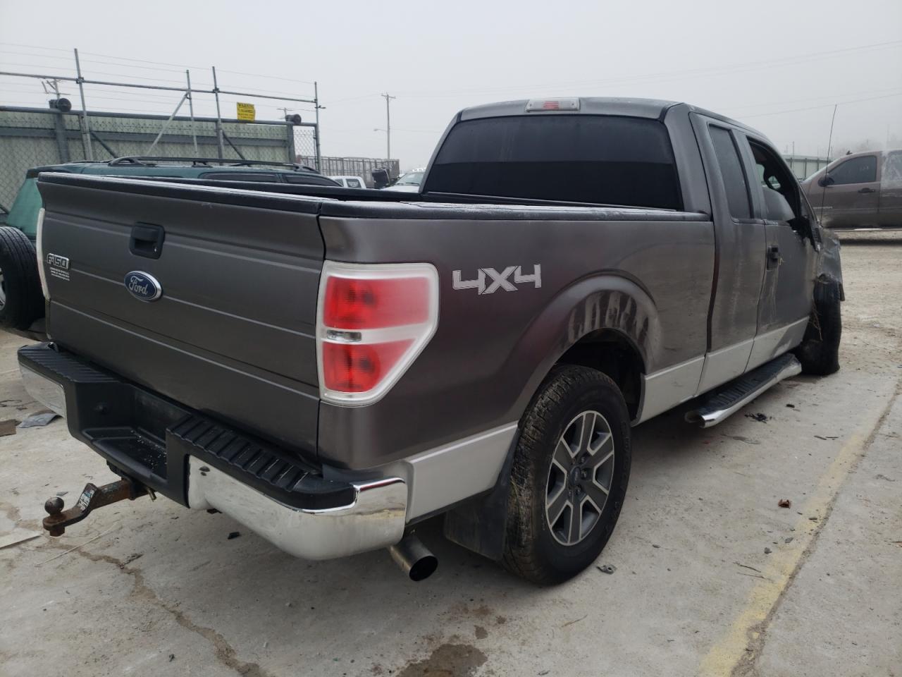 Photo 4 from auction – 2010 FORD F150 SUPER with VIN 1FTEX1E89AFC83115