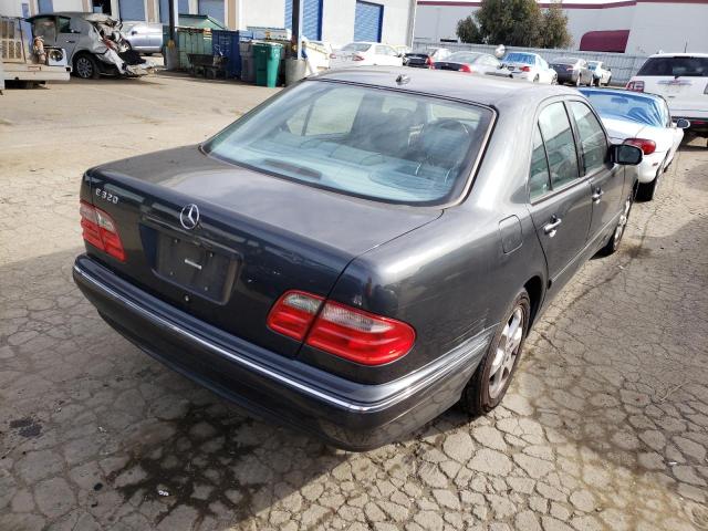 Zdjęcie 4 z aukcji – 2002 MERCEDES-BENZ E 320 z VIN WDBJF65J62B491381