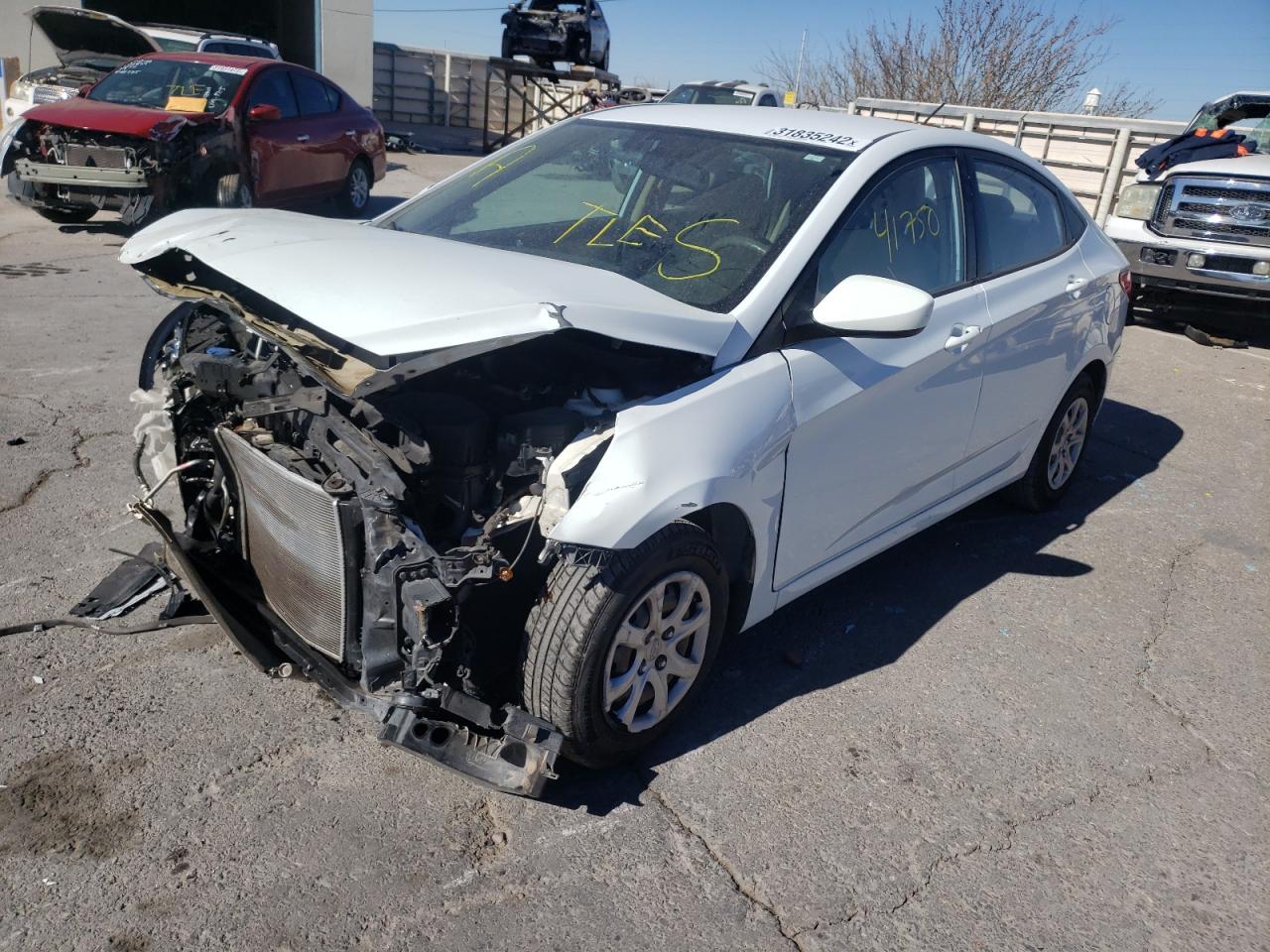 Photo 2 from auction – 2013 HYUNDAI ACCENT with VIN KMHCT4AE7DU386335