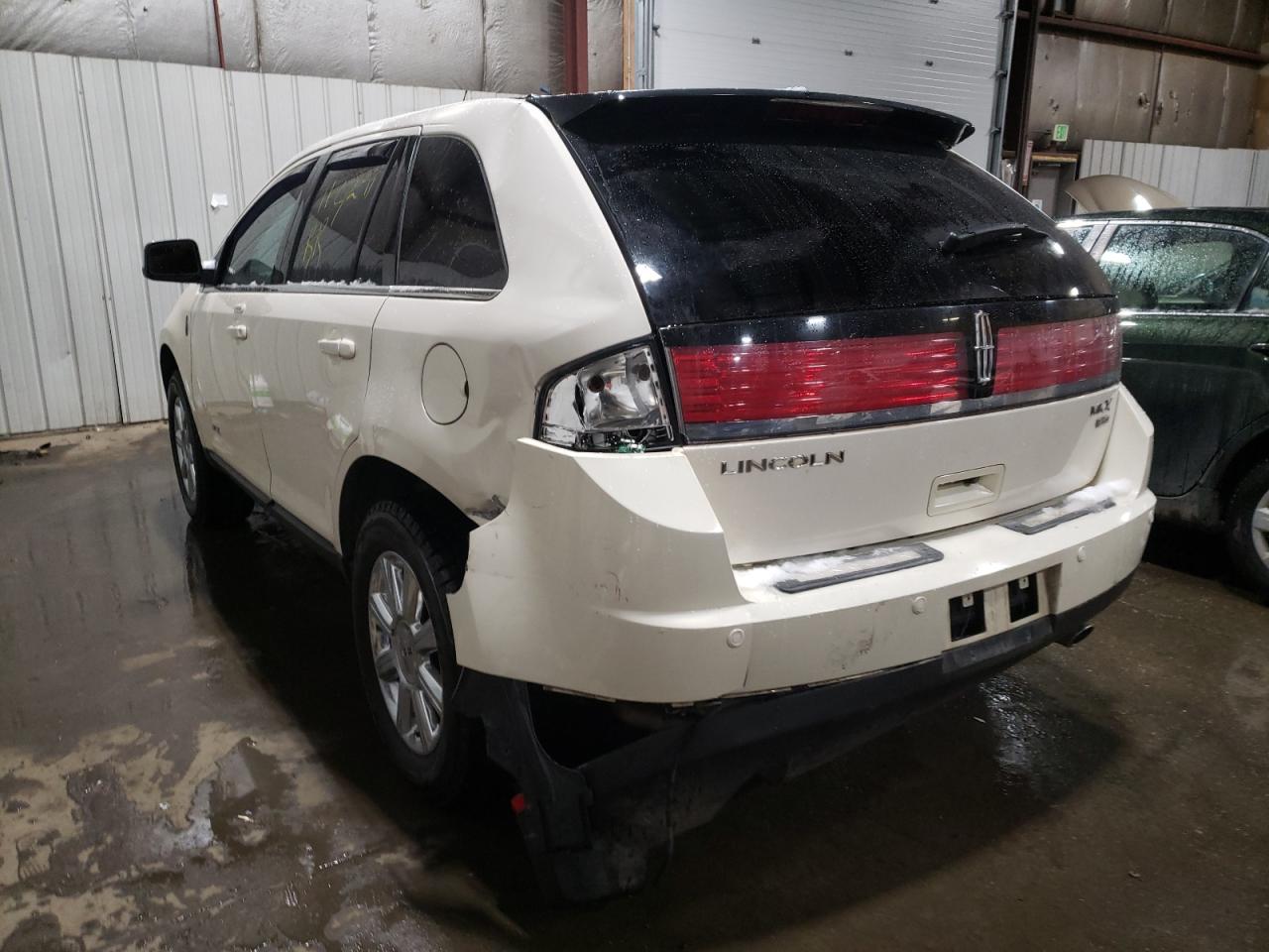 Photo 3 from auction – 2007 LINCOLN MKX with VIN 2LMDU88C67BJ15892