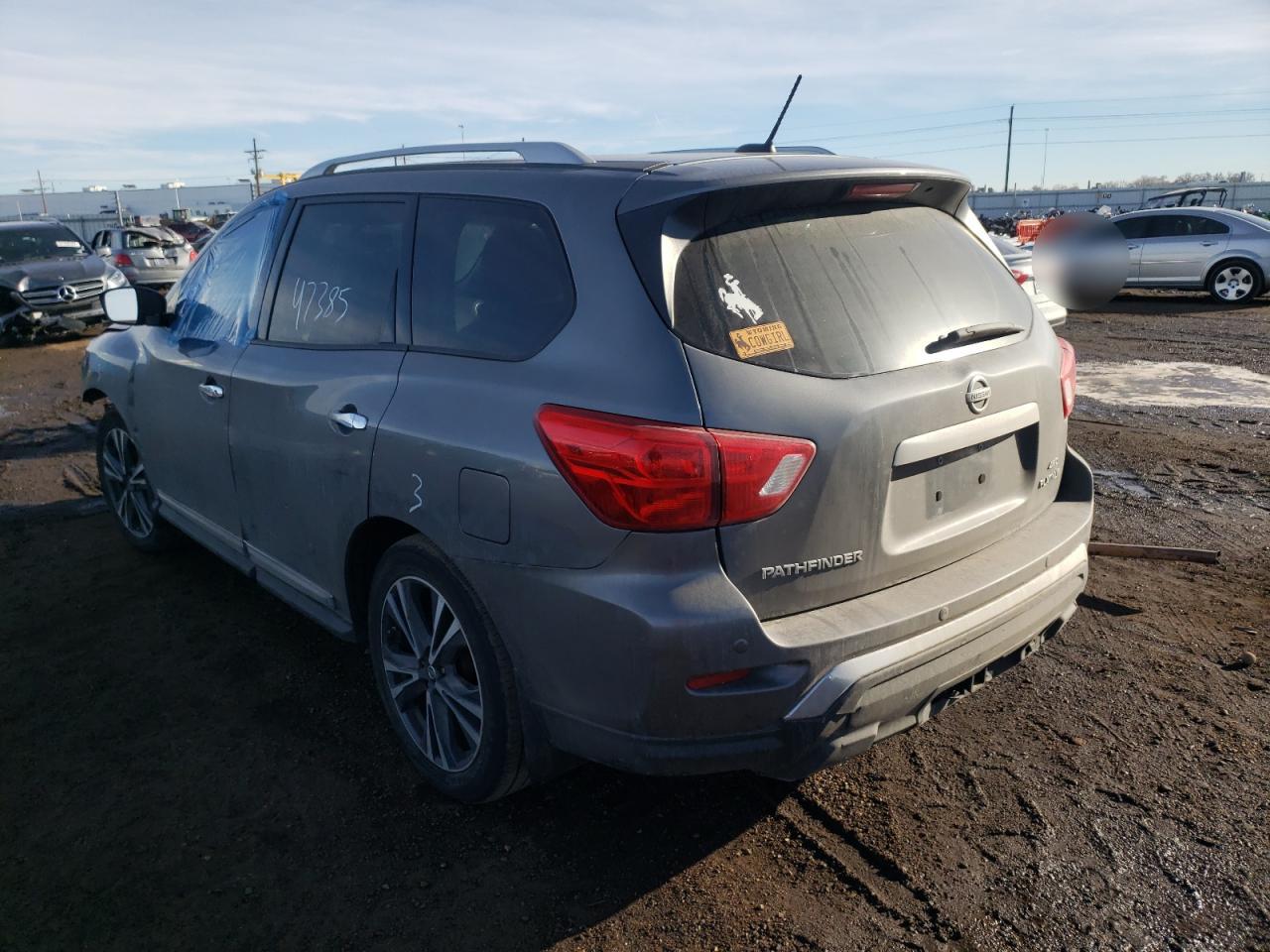 Photo 3 from auction – 2018 NISSAN PATHFINDER with VIN 5N1DR2MM7JC634160