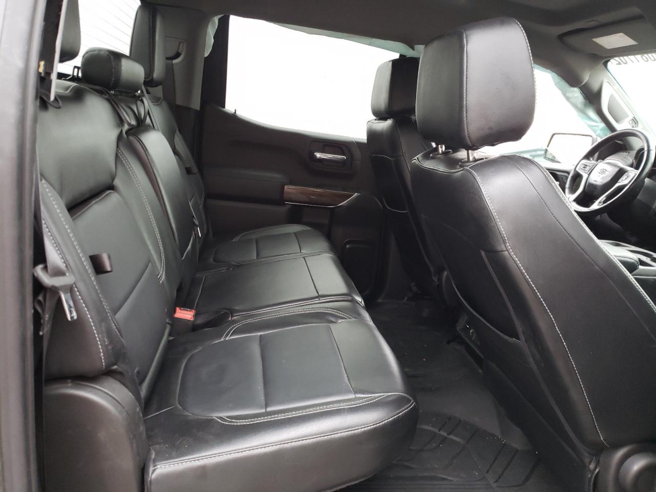 Photo 6 from auction – 2019 CHEVROLET SILVERADO with VIN 1GCUYEED1KZ109729