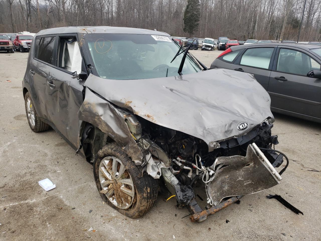 KIA SOUL + 2018 with VIN KNDJP3A56J7569438 - Photo from auction