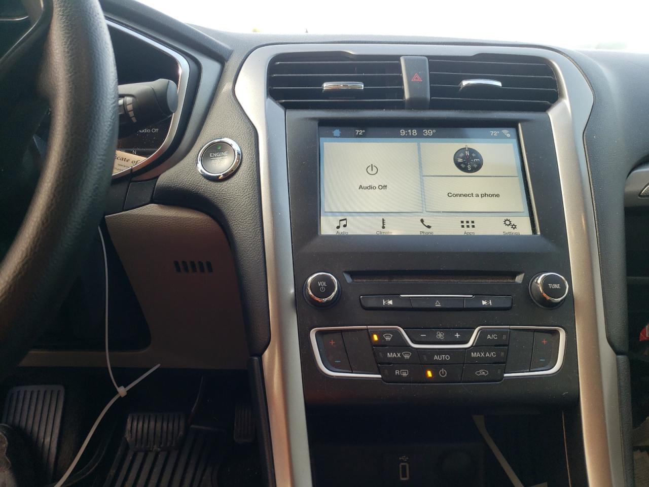 Photo 9 from auction – 2017 FORD FUSION SE with VIN 3FA6P0HD9HR363430