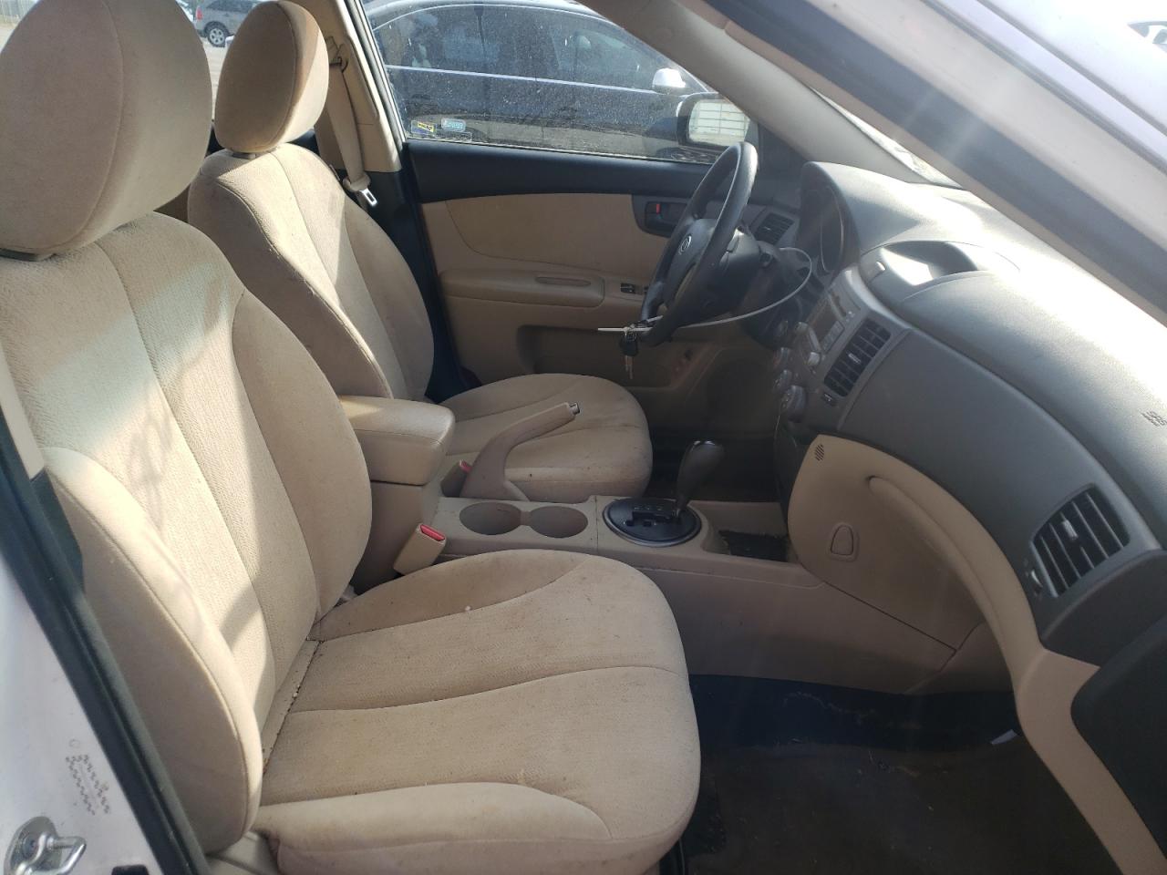Foto 5 de la subasta – 2009 KIA OPTIMA LX con VIN KNAGE228095332676