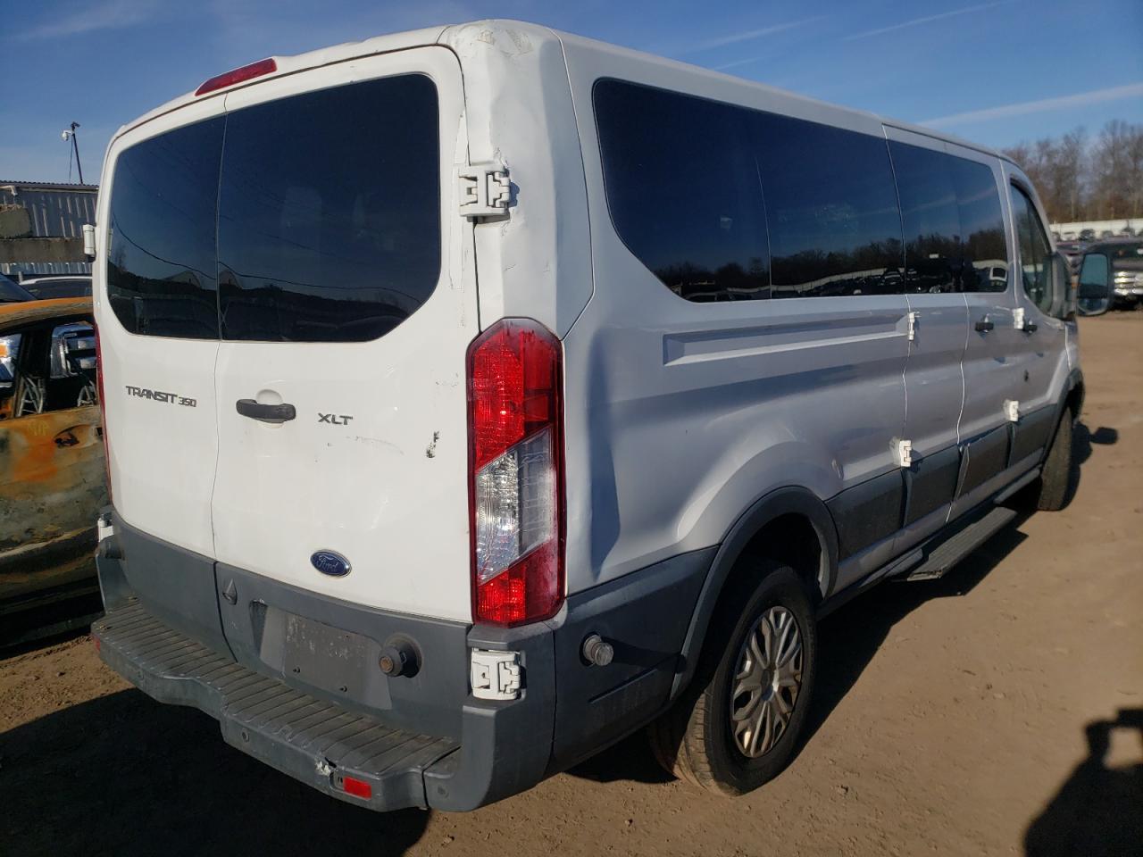 Photo 4 from auction – 2015 FORD TRANSIT T- with VIN 1FBZX2ZM7FKA73291