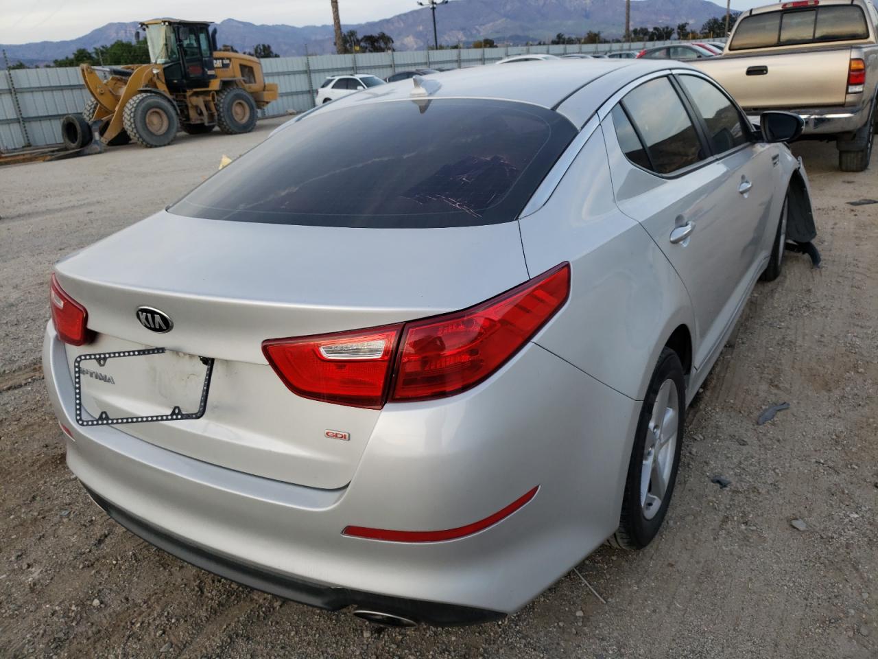 Photo 4 from auction – 2015 KIA OPTIMA LX with VIN 5XXGM4A72FG401658