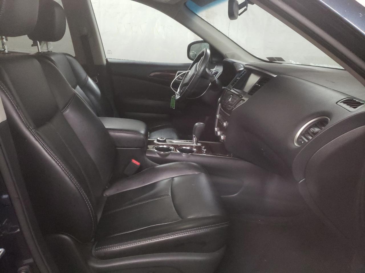 Photo 5 from auction – 2016 NISSAN PATHFINDER with VIN 5N1AR2MM9GC625245