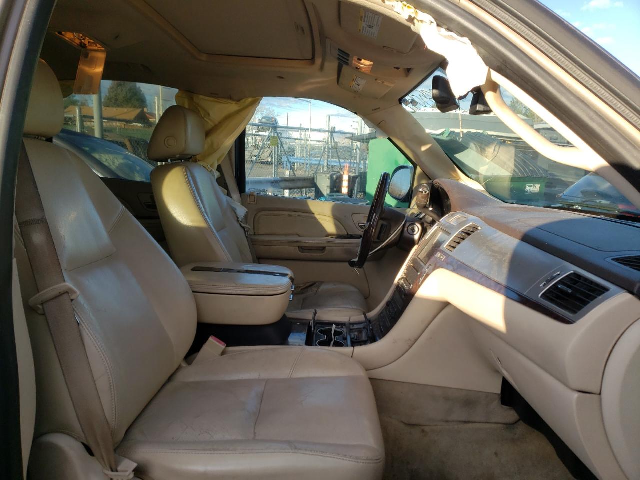 Photo 5 from auction – 2007 CADILLAC ESCALADE L with VIN 1GYFK63897R277450
