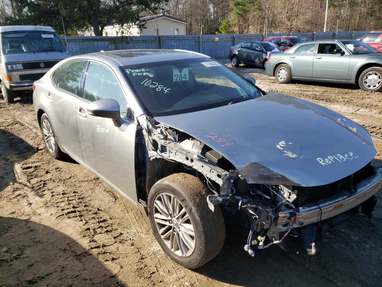 LEXUS ES 350 2015 with VIN JTHBK1GG7F2203815 - Photo from auction