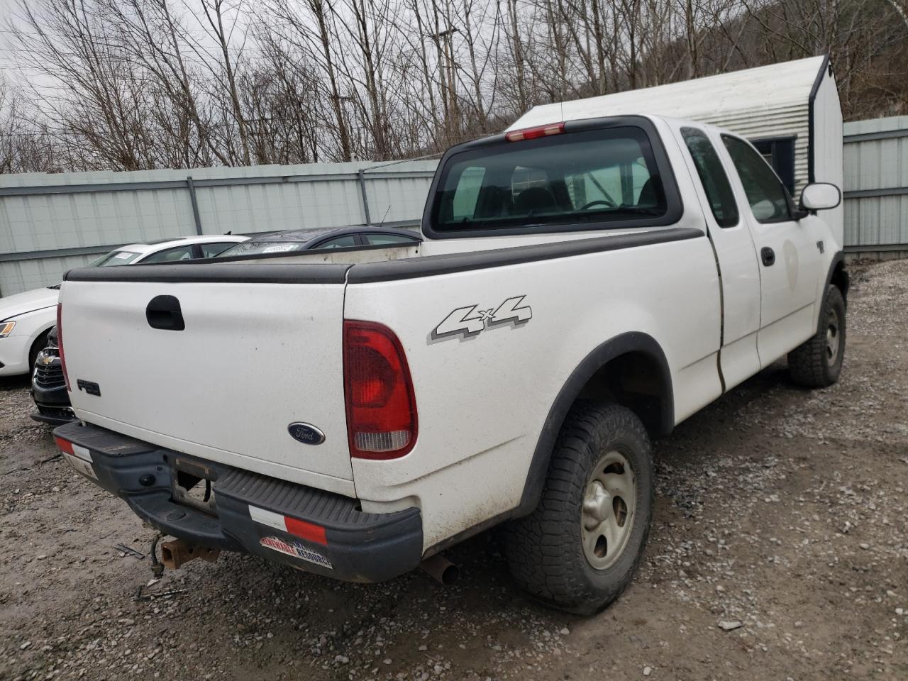 Photo 4 from auction – 2003 FORD F150 with VIN 1FTRX18W43NB39203