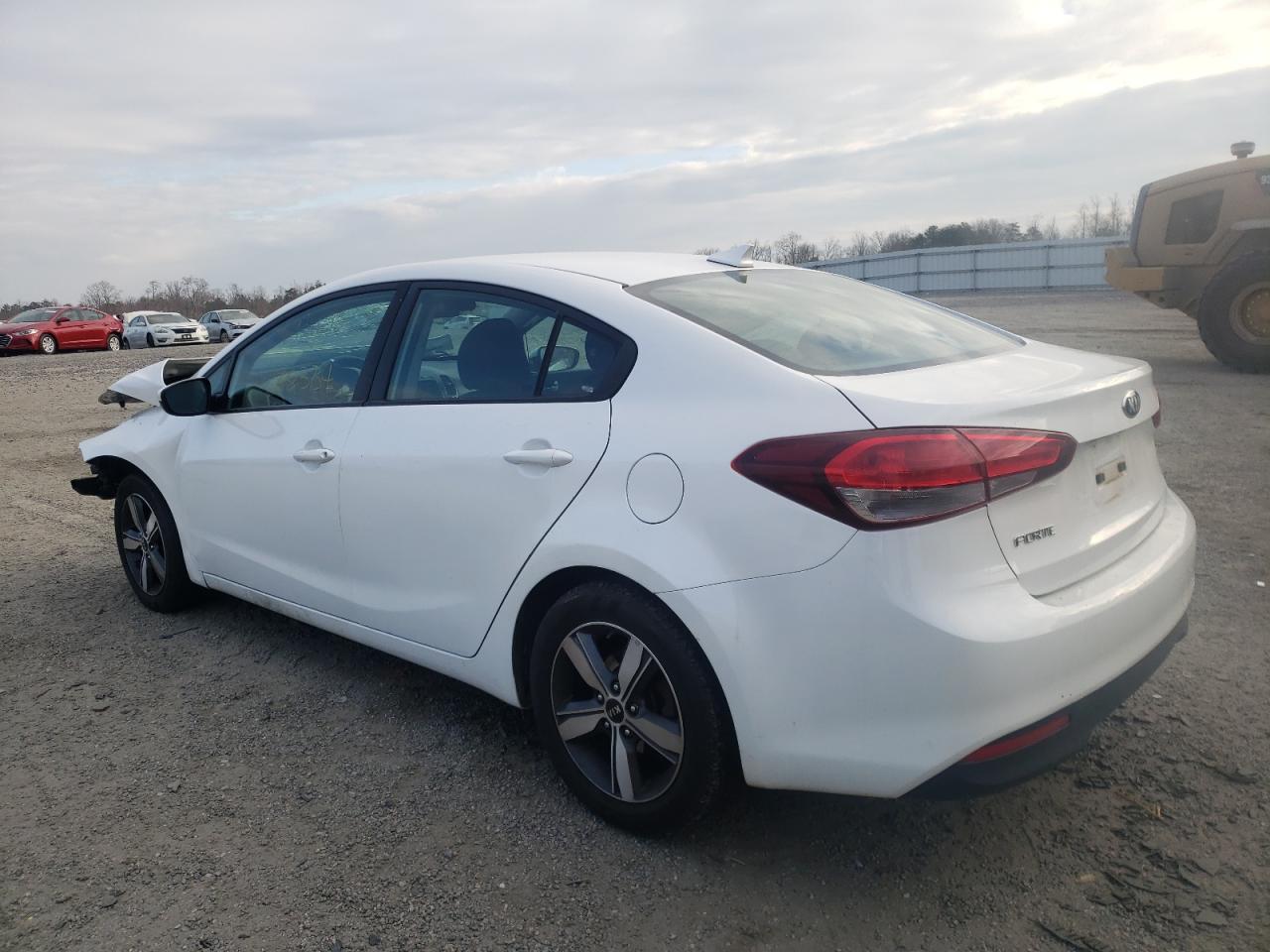 Photo 3 from auction – 2018 KIA FORTE LX with VIN 3KPFL4A71JE203380