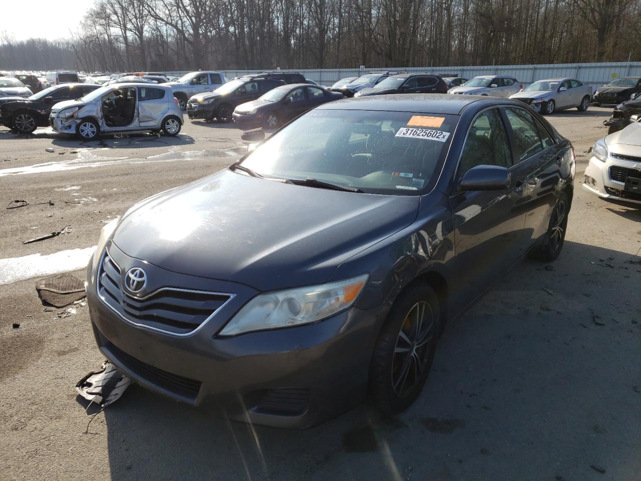 Photo 2 from auction – 2011 TOYOTA CAMRY BASE with VIN 4T1BF3EK1BU209788