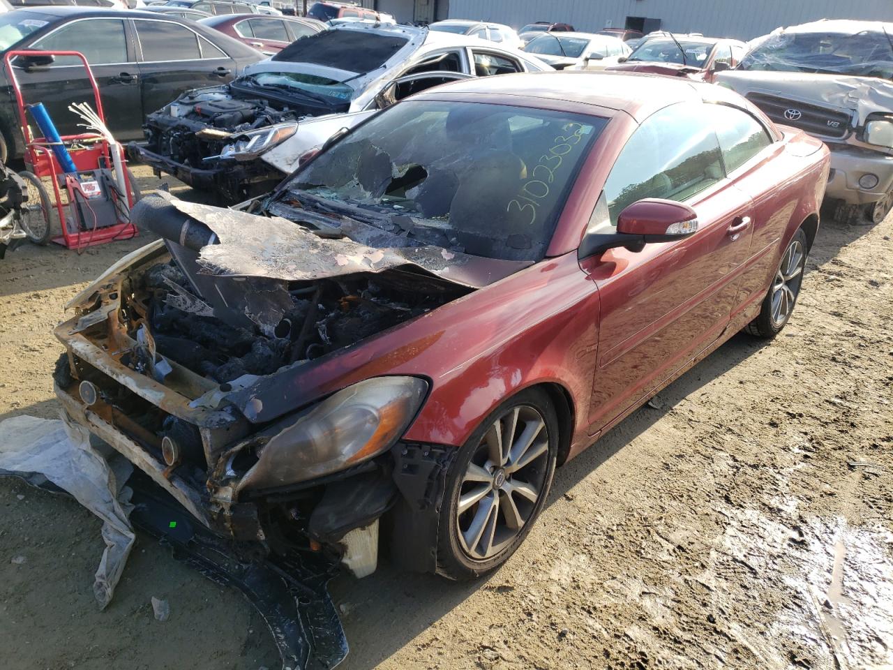 Photo 2 from auction – 2012 VOLVO C70 T5 with VIN YV1672MC1CJ130254