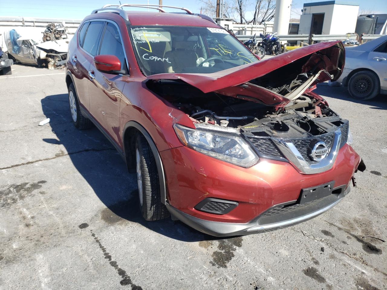 NISSAN ROGUE S 2016 with VIN KNMAT2MT3GP635436 - Photo from auction