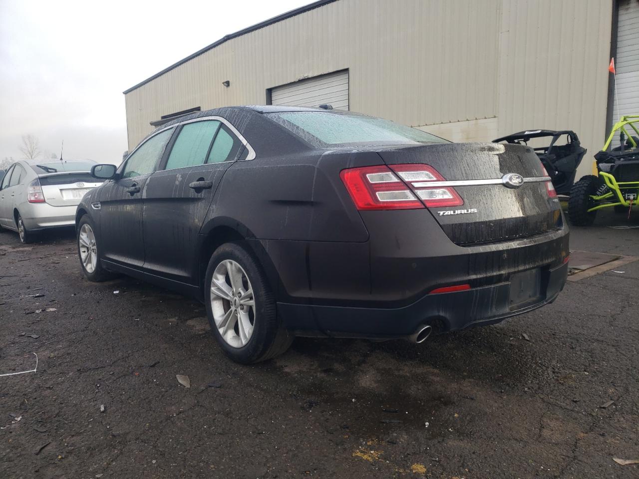 Photo 3 from auction – 2014 FORD TAURUS SEL with VIN 1FAHP2E84EG157804