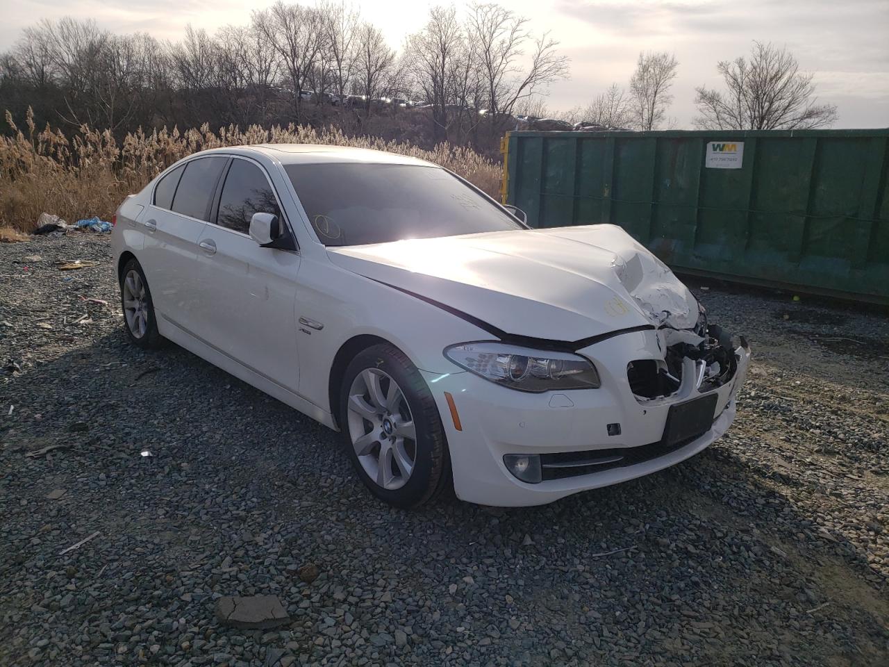 BMW 550 XI 2011 with VIN WBAFU9C52BC785355 - Photo from auction